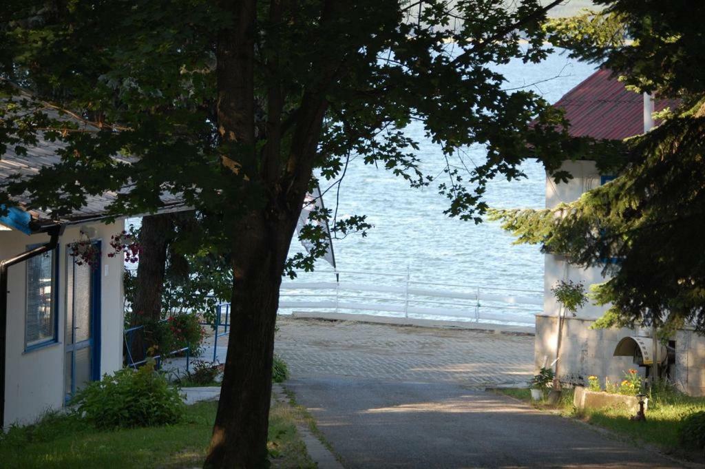 Комплекс Белите Къщи Shtarkelovo Gnezdo Zewnętrze zdjęcie